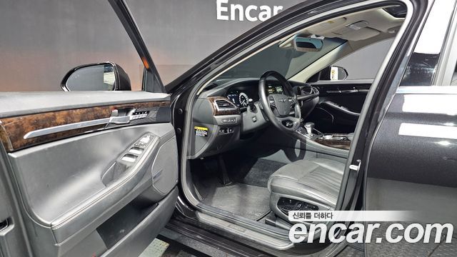 Genesis G90 2019 — photo 13
