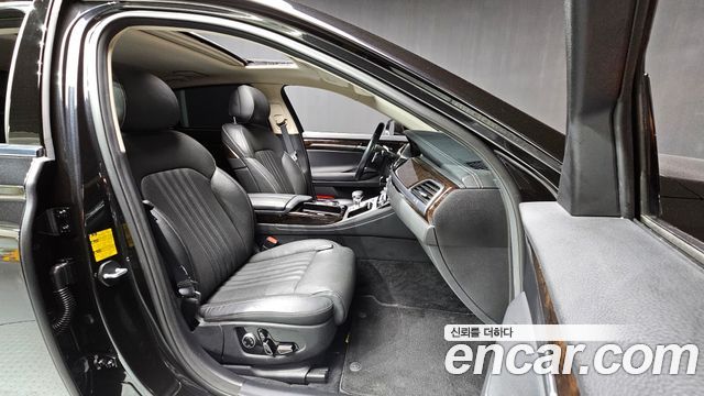 Genesis G90 2019 — photo 16