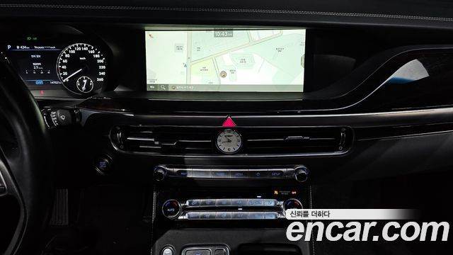 Genesis G90 2019 — photo 28