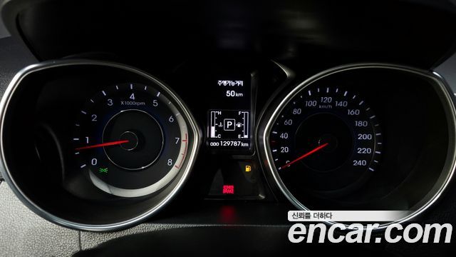 Hyundai AVANTE 2016 — photo 8