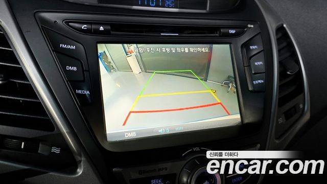 Hyundai AVANTE 2016 — photo 17