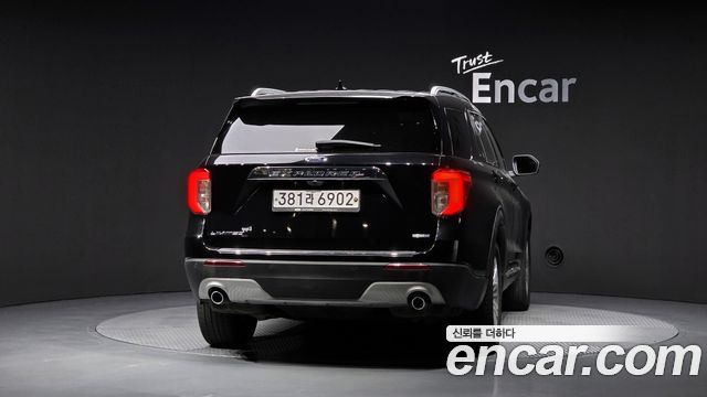 Ford Explorer 2020 — photo 4