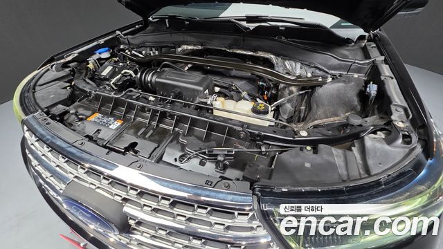 Ford Explorer 2020 — photo 6