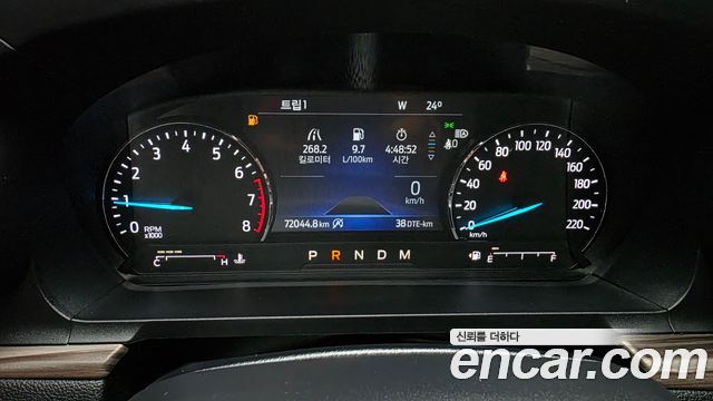 Ford Explorer 2020 — photo 11
