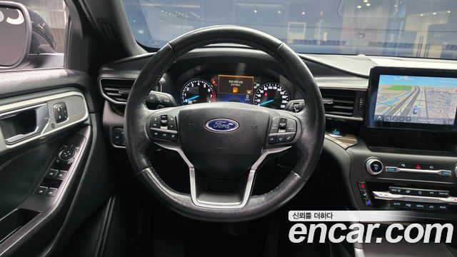 Ford Explorer 2020 — photo 20