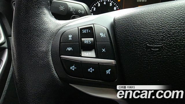 Ford Explorer 2020 — photo 23
