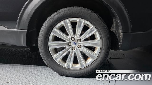 Ford Explorer 2020 — photo 7