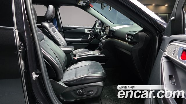 Ford Explorer 2020 — photo 16