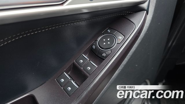 Ford Explorer 2020 — photo 33