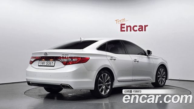 Hyundai Grandeur 2015 — photo 2