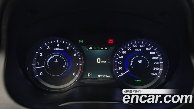 Hyundai Grandeur 2015 — photo 11