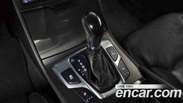 Hyundai Grandeur 2015 — photo 12
