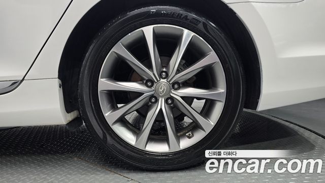 Hyundai Grandeur 2015 — photo 7