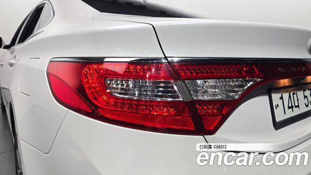 Hyundai Grandeur 2015 — photo 9
