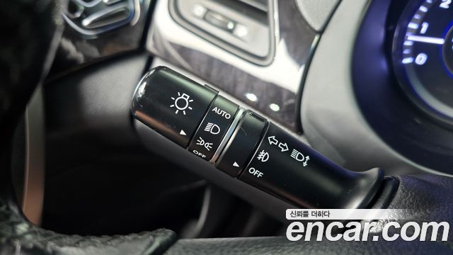 Hyundai Grandeur 2015 — photo 27