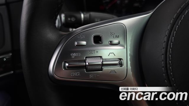 Mercedes-Benz S-Class 2020 — photo 24
