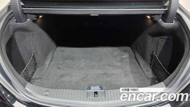 Mercedes-Benz S-Class 2020 — photo 26