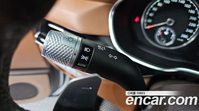 Genesis G80 2022 — photo 27