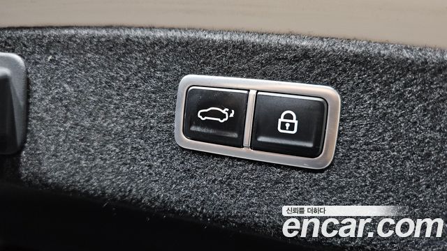 Genesis G80 2022 — photo 33