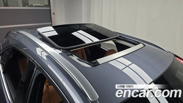 Lexus UX 2019 — photo 27