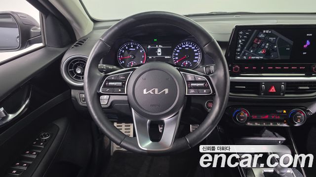 Kia K3 2024 — photo 21