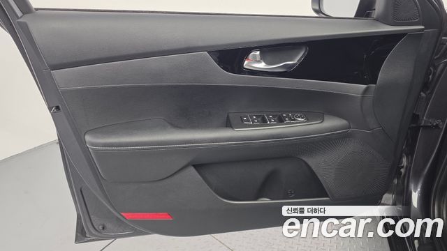 Kia K3 2024 — photo 14