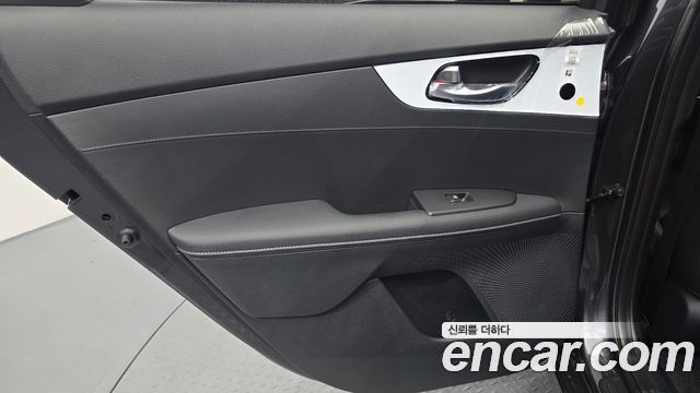Kia K3 2024 — photo 15