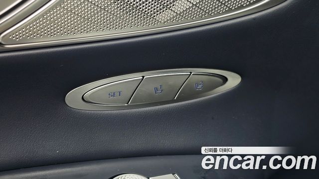 Genesis GV70 2025 — photo 17