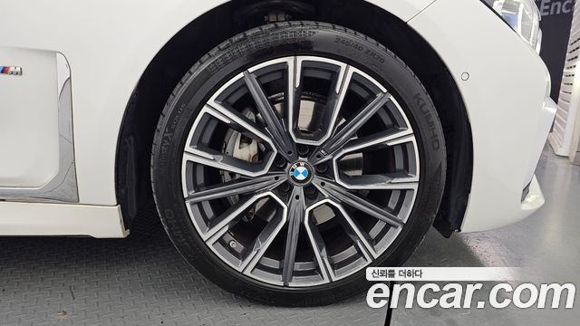 BMW 7-Series 2021 — photo 5
