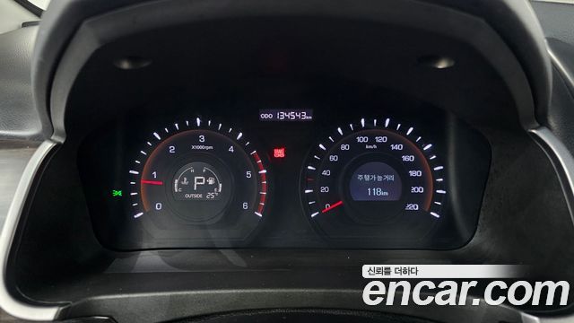 KG Mobility KORANDO 2015 — photo 11