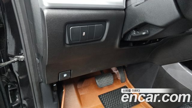 KG Mobility KORANDO 2015 — photo 27