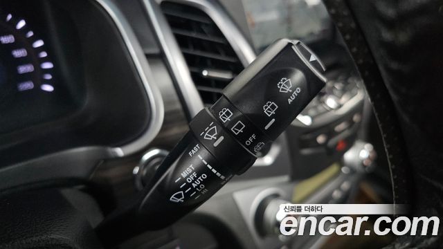 KG Mobility KORANDO 2015 — photo 28