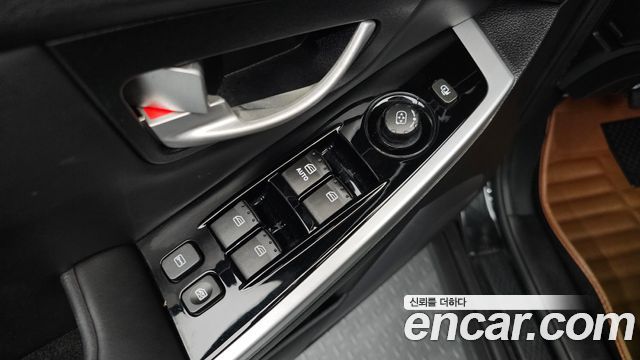KG Mobility KORANDO 2015 — photo 29