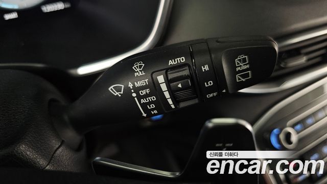 Hyundai Santafe 2021 — photo 18