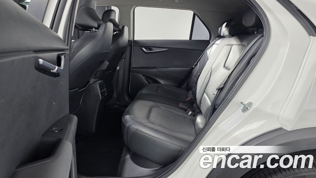 Kia Niro 2023 — photo 18