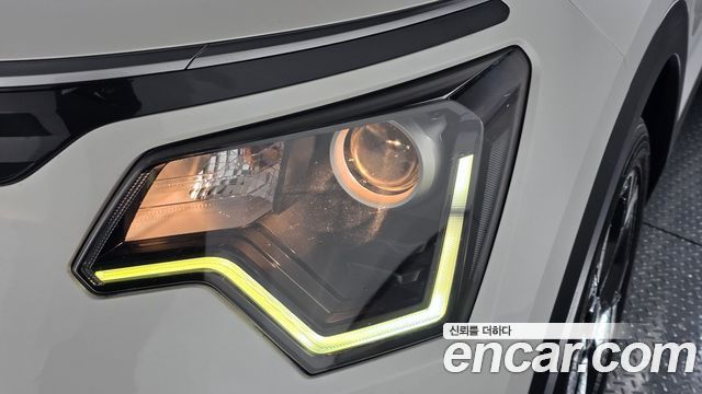 Kia Niro 2023 — photo 8