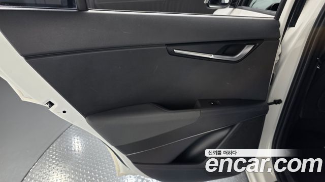 Kia Niro 2023 — photo 15
