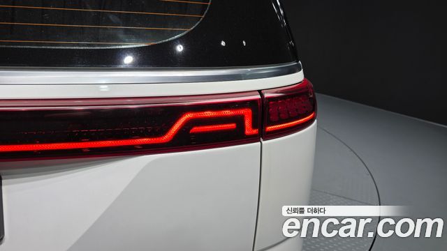 Kia Canival 2021 — photo 9