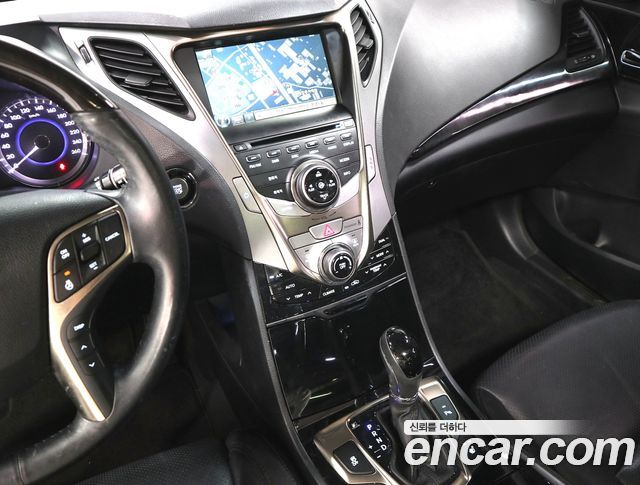 Hyundai Grandeur 2012 — photo 13