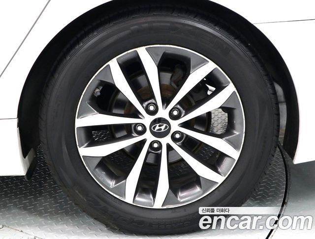 Hyundai Grandeur 2012 — photo 19