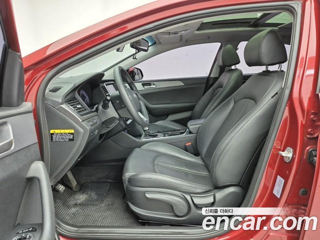 Hyundai Sonata 2019 — photo 11