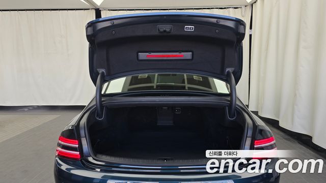 Genesis G80 2021 — photo 24