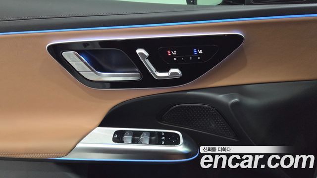 Mercedes-Benz E-Class 2026 — photo 10