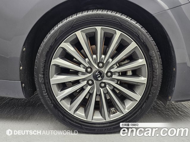 Kia K7 2018 — photo 5