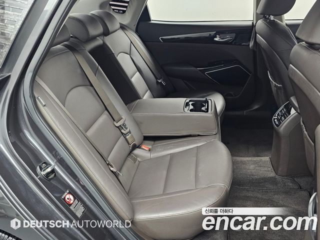 Kia K7 2018 — photo 12