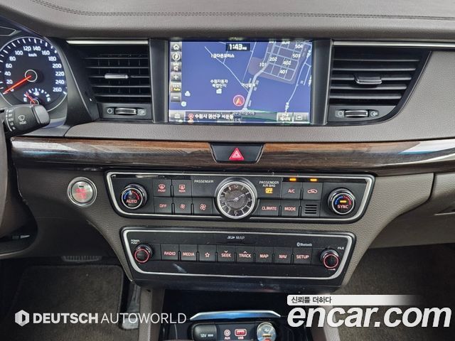 Kia K7 2018 — photo 14