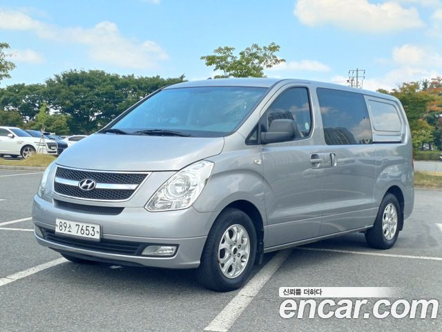 Hyundai Starex 2012 — photo 1