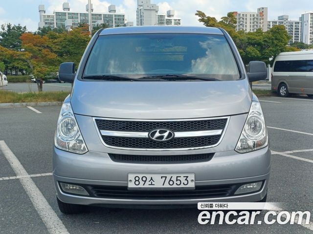Hyundai Starex 2012 — photo 2