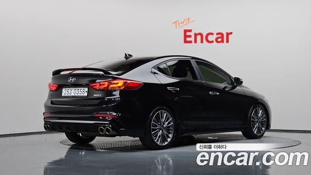 Hyundai AVANTE 2017 — photo 2