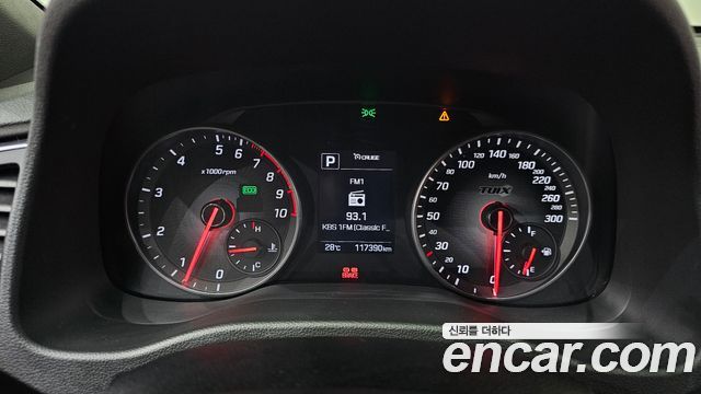 Hyundai AVANTE 2017 — photo 11